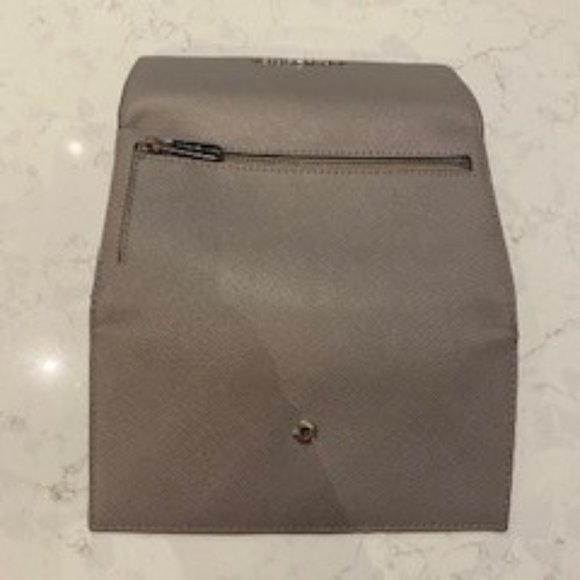 Michael Kors Wallet - Picture 3 of 4